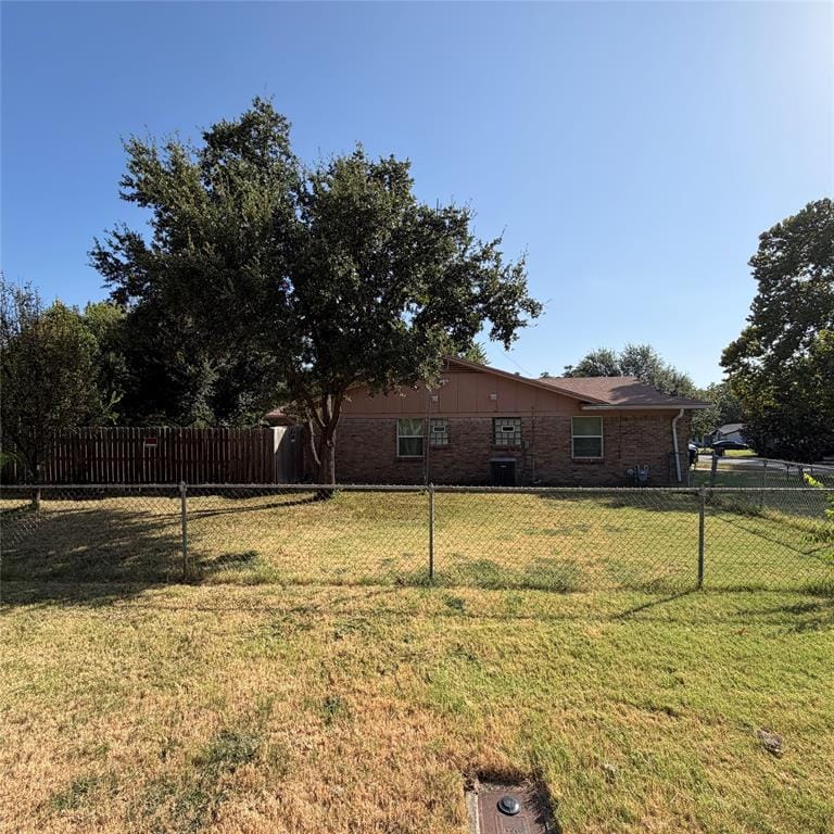 5712 Westhaven Drive, Fort Worth TX 76132 - Photo 3