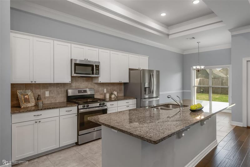 617 Labarre Lane, Bossier City LA 71111 - Photo 6