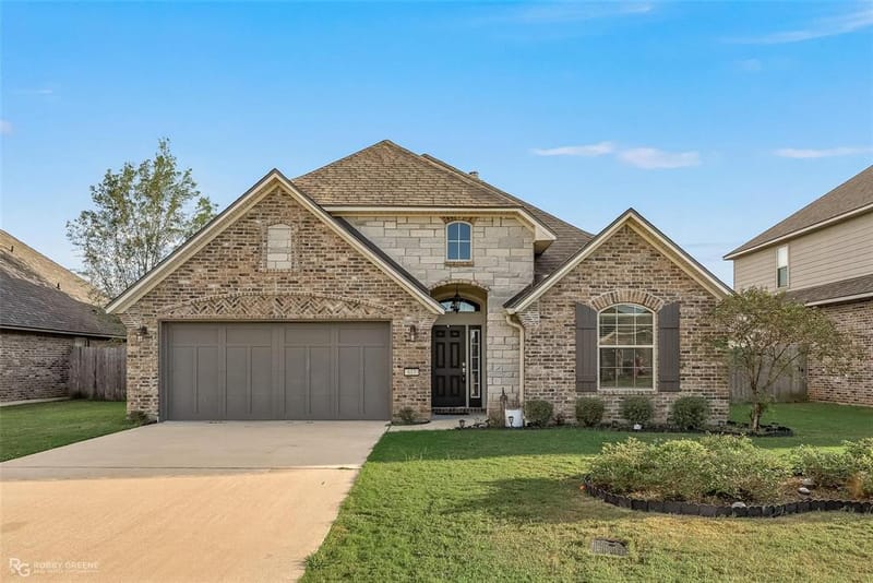 617 Labarre Lane, Bossier City LA 71111
