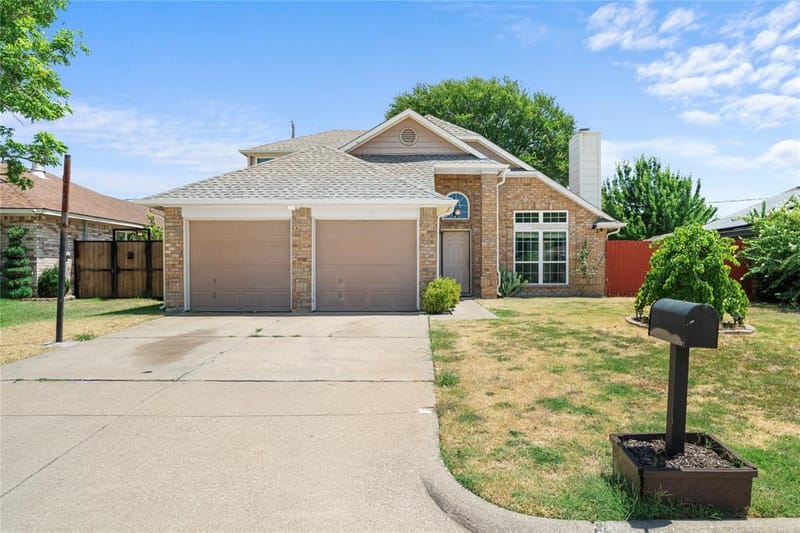 6315 Fairlane Drive, Arlington TX 76001