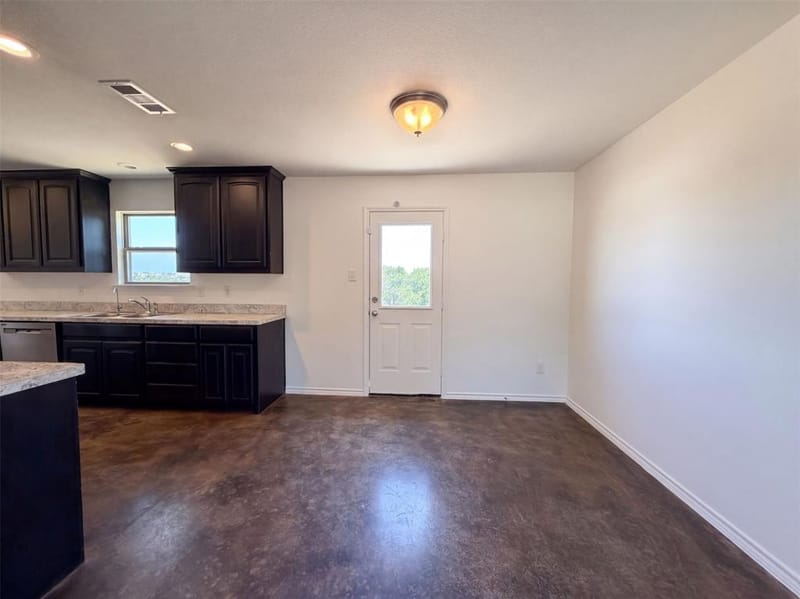 521 Brazos Hills Drive, Weatherford TX 76087 - Photo 6