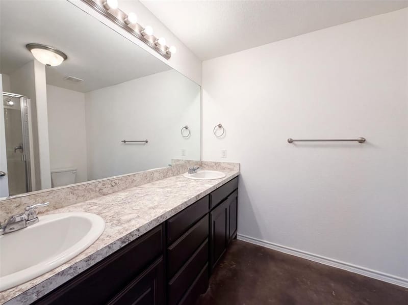521 Brazos Hills Drive, Weatherford TX 76087 - Photo 9