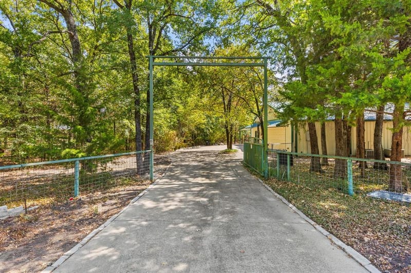 9621 County Road 2440, Royse City TX 75189 - Photo 3