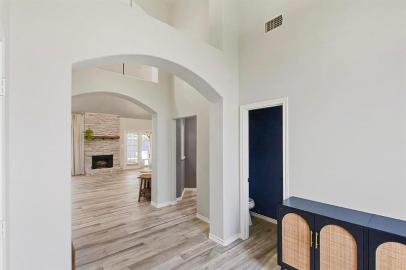 417 Valley View Lane, Krum TX 76249 - Photo 4