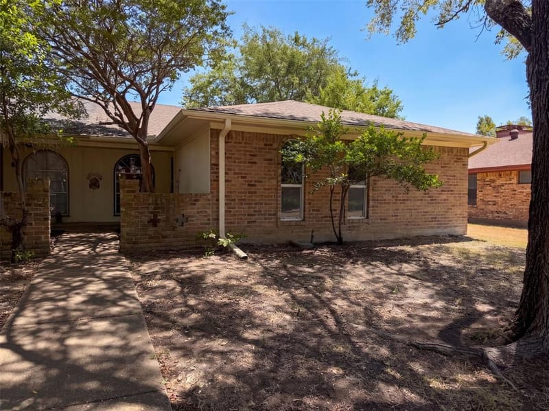 4824 Berridge Lane, Dallas TX 75227