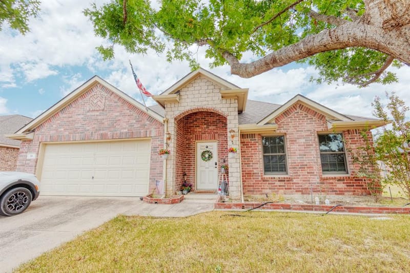 18 Pleasant Valley, Sanger TX 76266