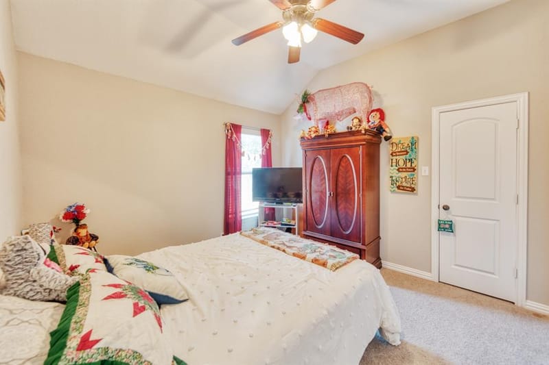 18 Pleasant Valley, Sanger TX 76266 - Photo 11