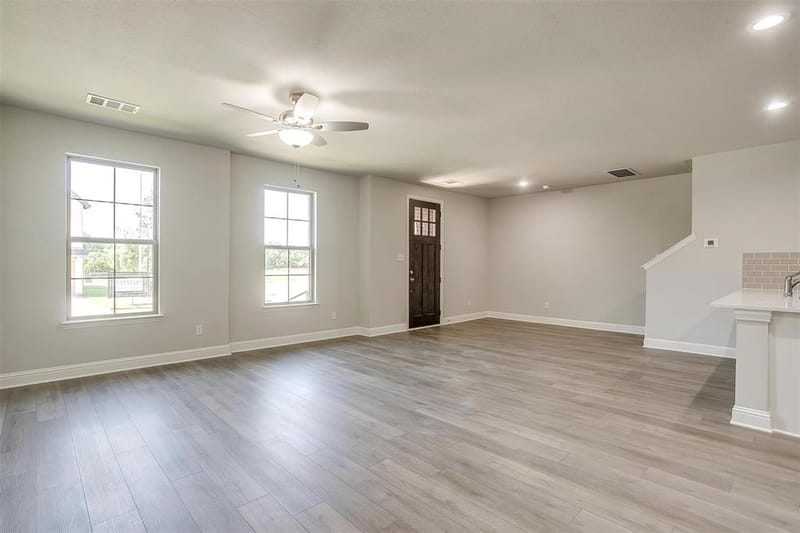 6916 Houndstooth Place, Arlington TX 76001 - Photo 8