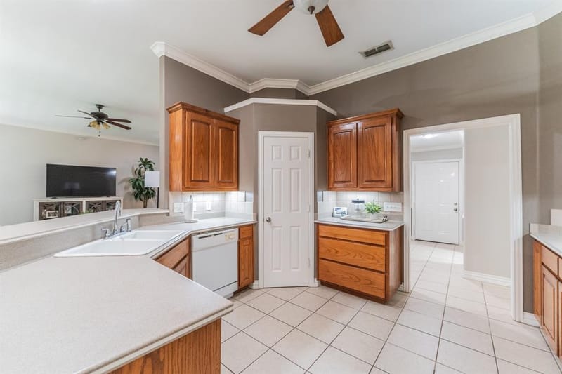 710 Kelli Circle, Sulphur Springs TX 75482 - Photo 12
