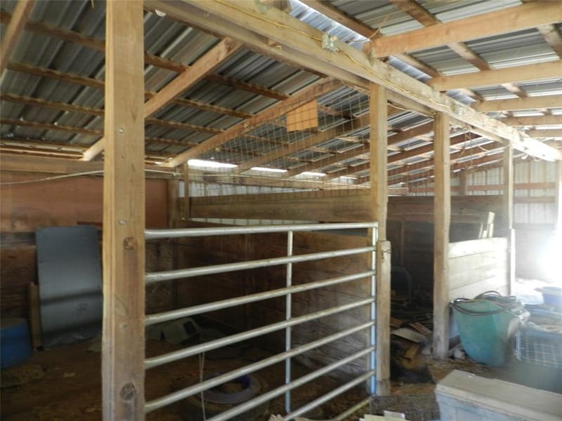 937 County Road 4790, Boyd TX 76023 - Photo 30