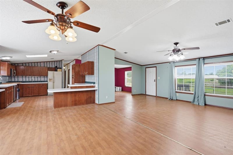 937 County Road 4790, Boyd TX 76023 - Photo 11
