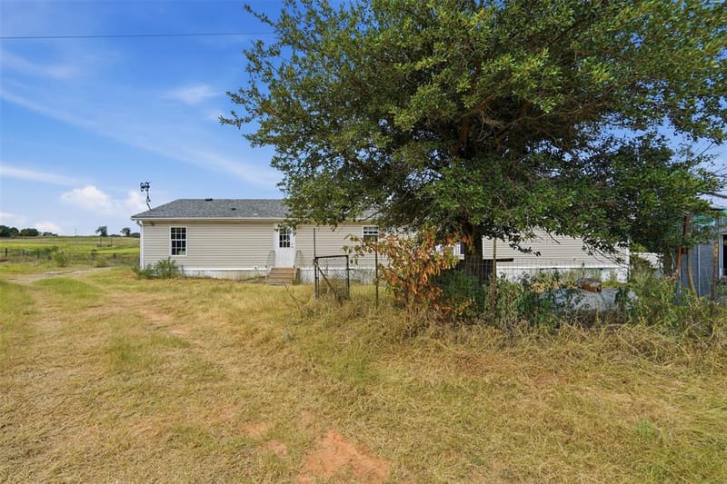 937 County Road 4790, Boyd TX 76023 - Photo 25