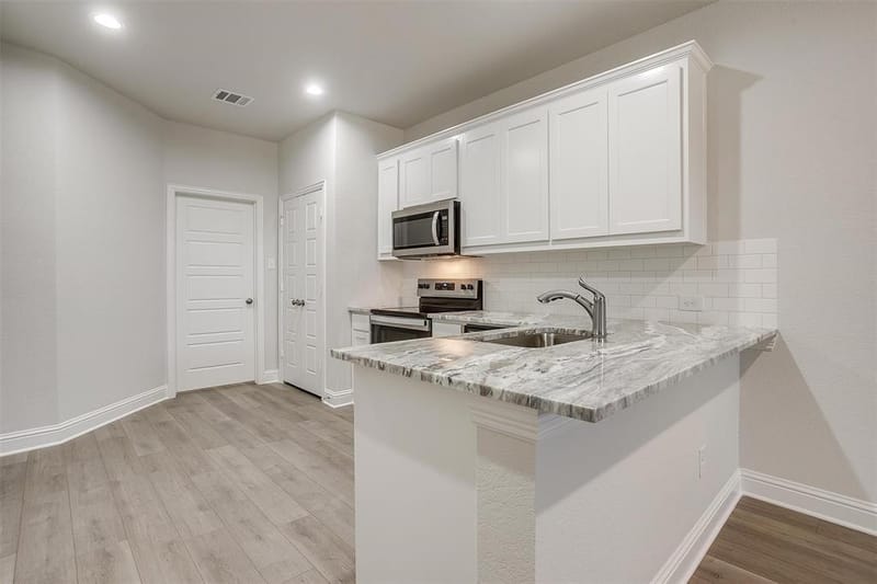 6918 Houndstooth Place, Arlington TX 76001 - Photo 40