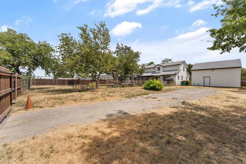 314 Houston Street, Cedar Hill TX 75104 - Photo 32