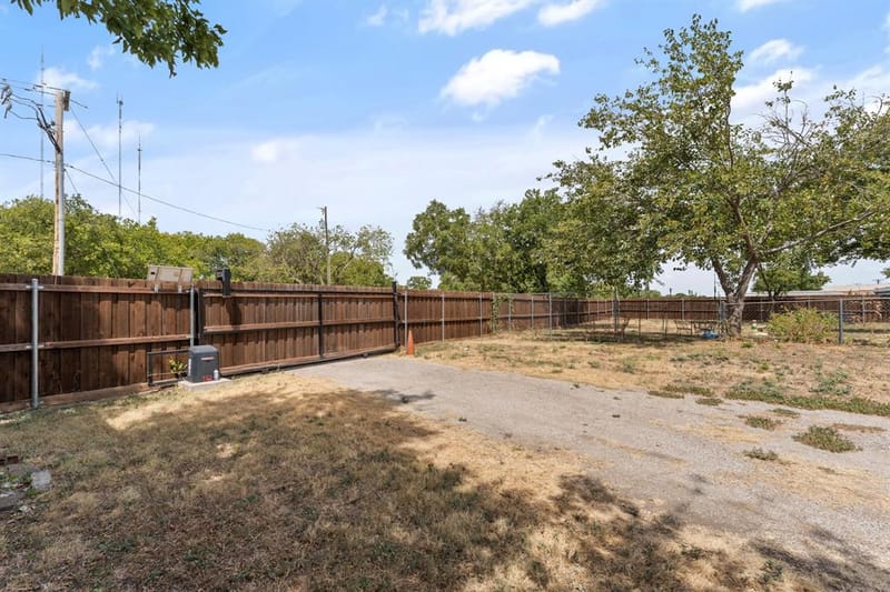 314 Houston Street, Cedar Hill TX 75104 - Photo 37