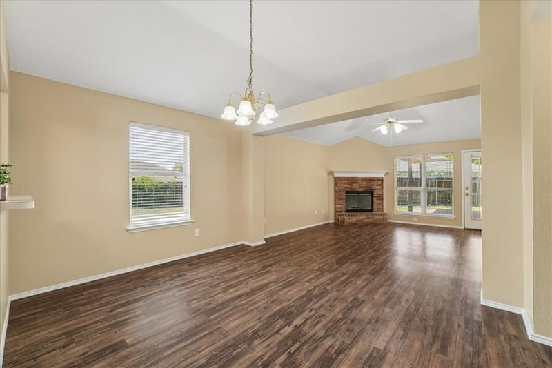1002 James Donald Lane, Glenn Heights TX 75154 - Photo 7