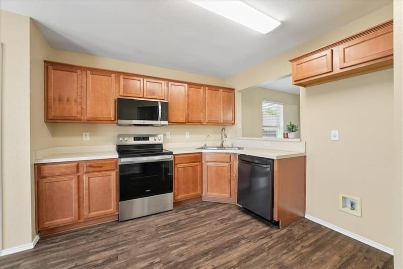 1002 James Donald Lane, Glenn Heights TX 75154 - Photo 15