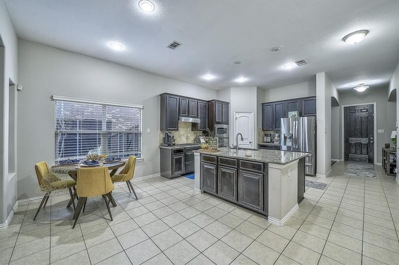 3904 Deer Lake Drive, McKinney TX 75071 - Photo 9