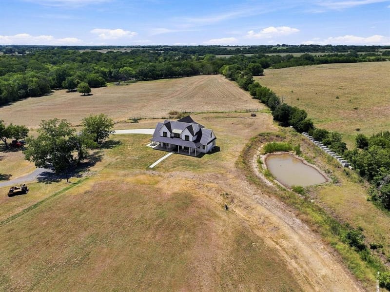 639 Eisenhower Road, Denison TX 75020 - Photo 2