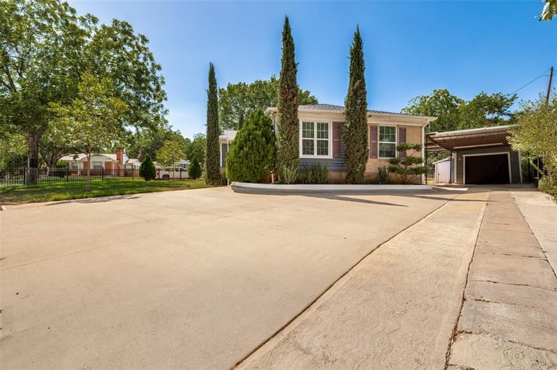 705 Reverchon Drive, Dallas TX 75211 - Photo 23
