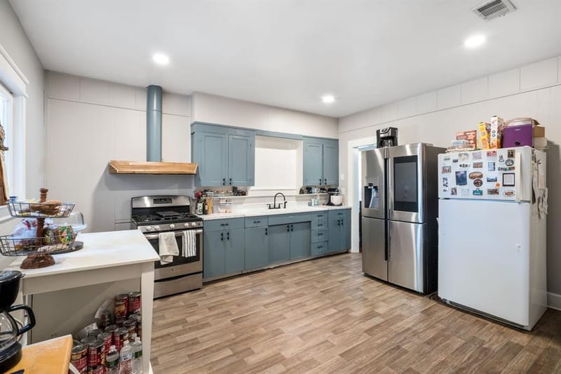 719 N Barnett Avenue, Dallas TX 75211 - Photo 9