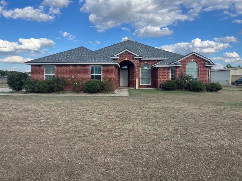 104 Cinnamon Court, Weatherford TX 76088