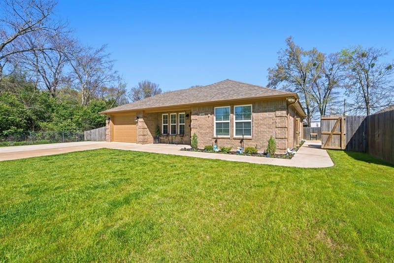213 Freeman Street, Lindale TX 75771 - Photo 2