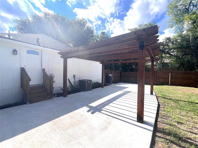 3400 Spence Street, Dallas TX 75215 - Photo 35