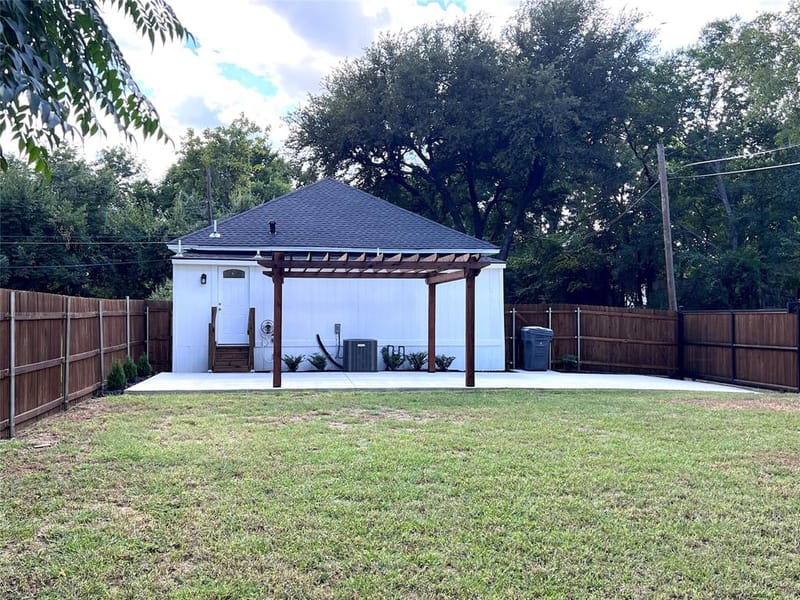 3400 Spence Street, Dallas TX 75215 - Photo 39