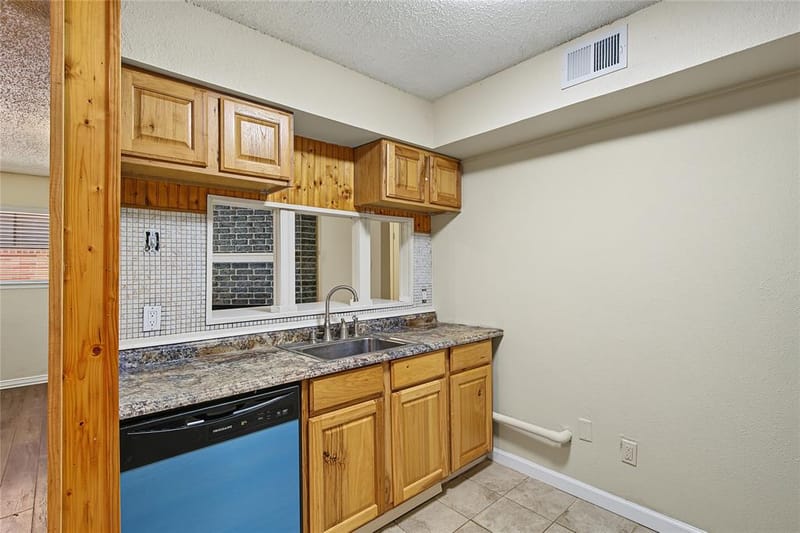 125 Allencrest Drive, White Settlement TX 76108 - Photo 11