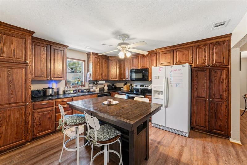 705 N Washington Street, Farmersville TX 75442 - Photo 12