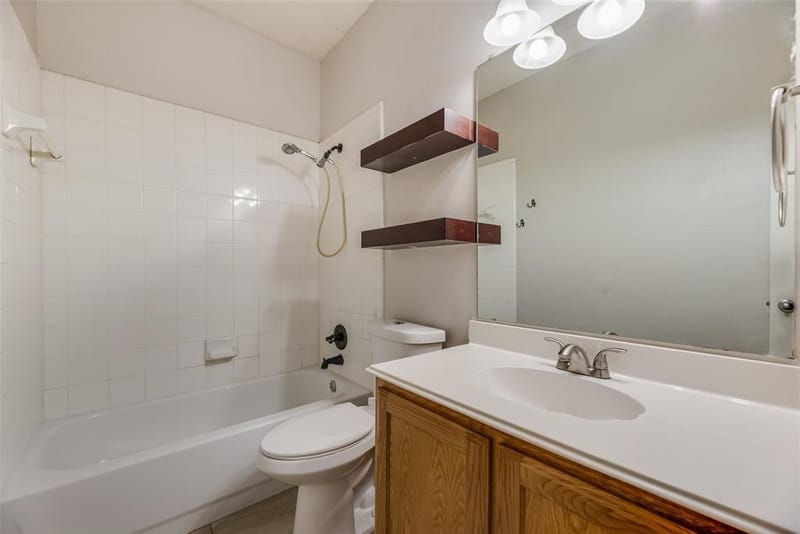 8806 Oakwood Lane, Frisco TX 75035 - Photo 23