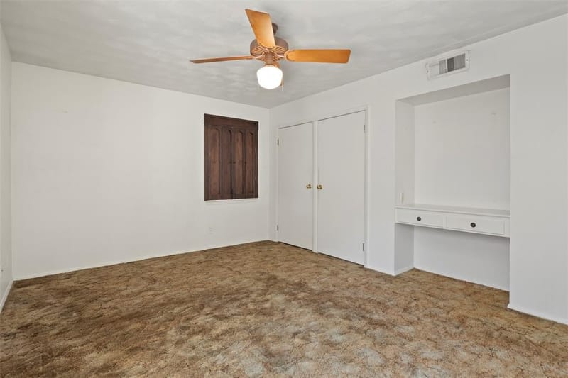 10636 Chesterton Drive, Dallas TX 75238 - Photo 16