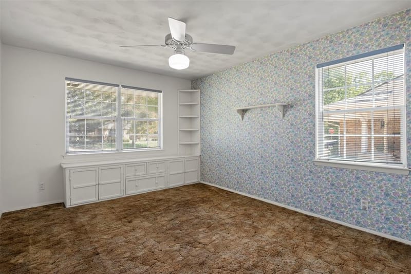 10636 Chesterton Drive, Dallas TX 75238 - Photo 18