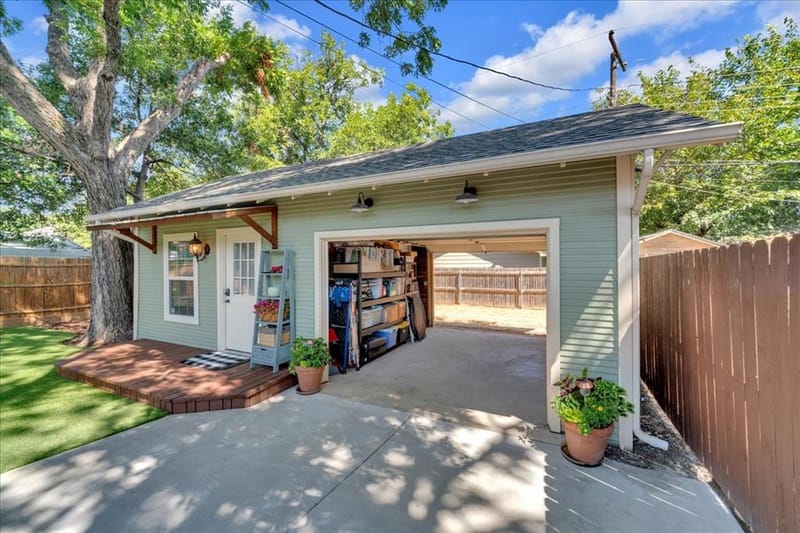 4532 Pershing Avenue, Fort Worth TX 76107 - Photo 35