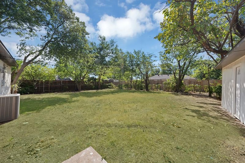 112 Laurel Street, Lancaster TX 75134 - Photo 32
