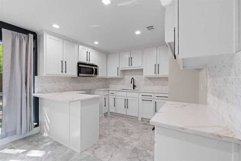 6207 Ivy Hill Road, Fort Worth TX 76135 - Photo 10