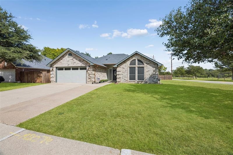 340 Austin Street, Keller TX 76248 - Photo 2