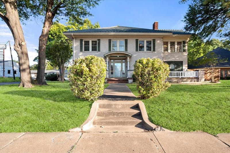 1452 W 2nd Avenue, Corsicana TX 75110