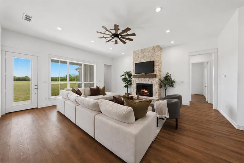 13929 Jackson Road, Krum TX 76249 - Photo 13
