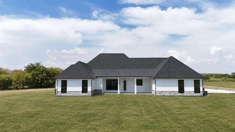 13929 Jackson Road, Krum TX 76249 - Photo 31