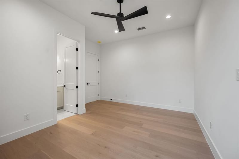 8902 San Leandro Drive, Dallas TX 75218 - Photo 31