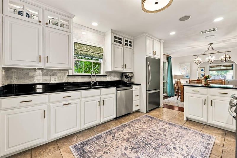 6330 Ellsworth Avenue, Dallas TX 75214 - Photo 12