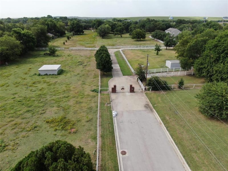 2600 Rosebud Lane, Richland Hills TX 76118 - Photo 4