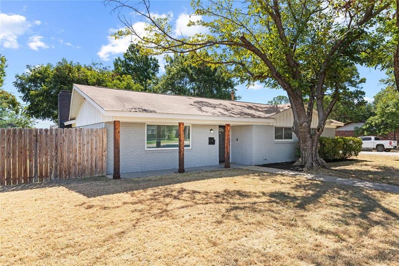213 Wilshire Drive, Euless TX 76040 - Photo 21