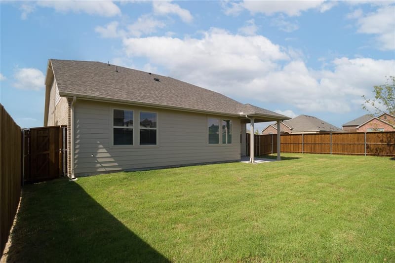 320 Caper Meadow Drive, Anna TX 75409 - Photo 2