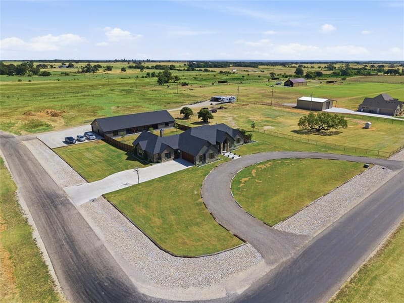 2223 Grass Roots Road, Tolar TX 76476 - Photo 37