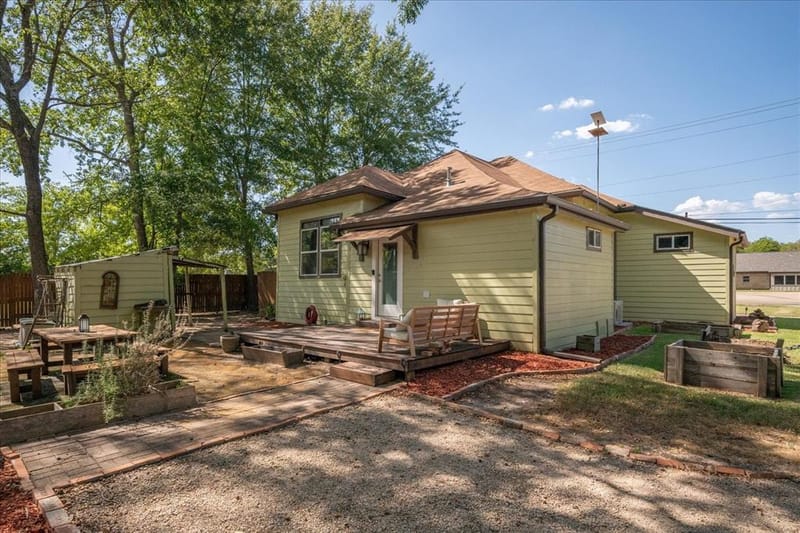 220 E Holley Street, Alba TX 75410 - Photo 27
