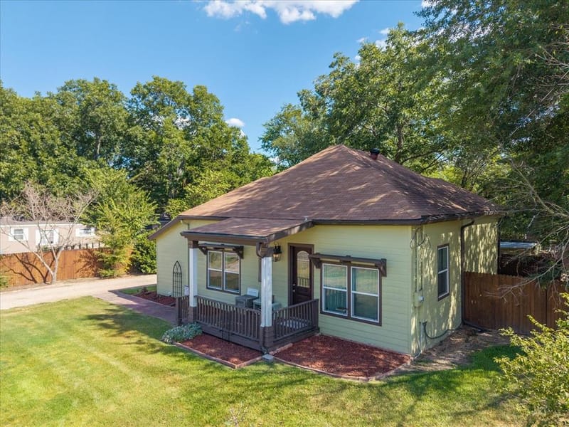220 E Holley Street, Alba TX 75410 - Photo 5