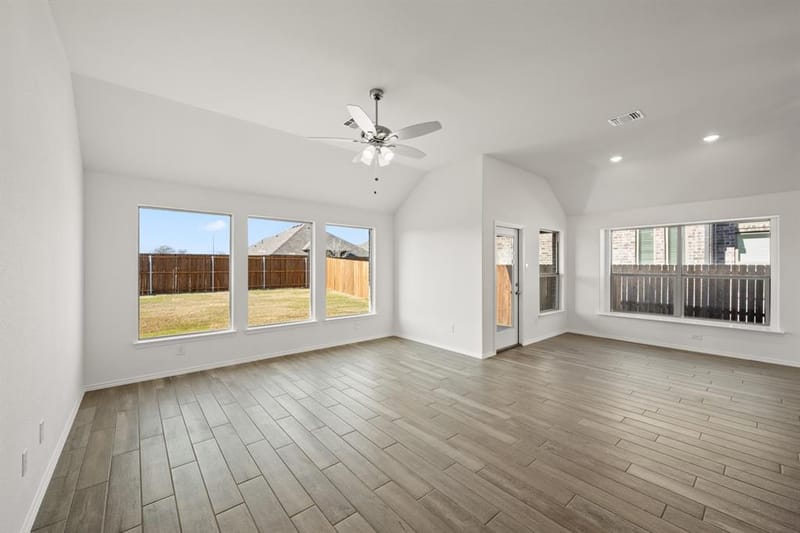 4553 Sweet Clover Lane, Fort Worth TX 76036 - Photo 3